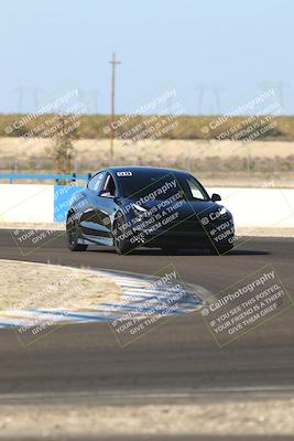 media/Nov-08-2025-Speed Ventures (Sat) [[1c7a6332f5]]/TC A/Session 3 (Turn 3)/